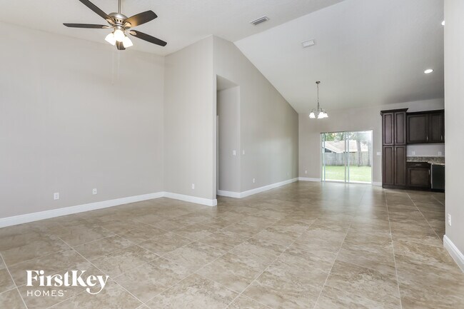 Foto del edificio - 441 Homer Ave