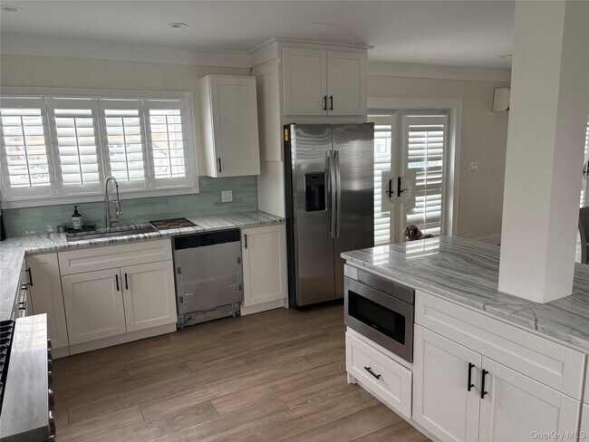 Foto del edificio - 2 Bay 9th St