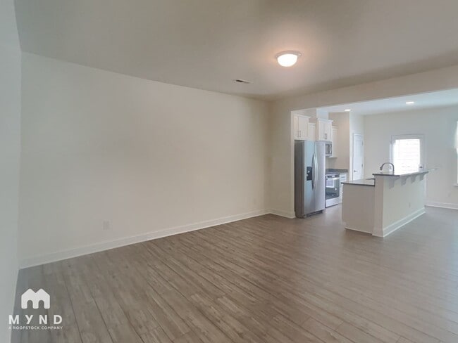 Building Photo - 2008 Solana Wds Dr