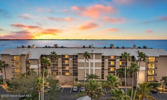 Building Photo - 2260 Front St