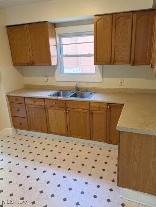 Foto del edificio - 431 Noah Ave