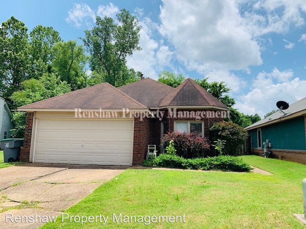 Foto principal - 3 br, 2 bath House - 2616 Bay Pointe Cir. E.