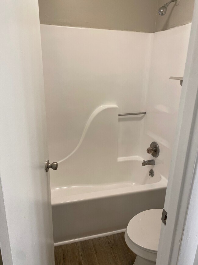 Foto del edificio - Madison Heights -