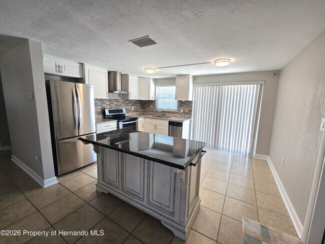 Foto del edificio - 4018 Kibler Ln