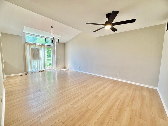 Foto del edificio - 39849 N Harbor Ridge Dr