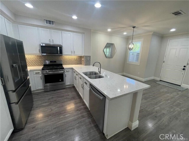 Foto del edificio - 7701 Chambray Pl