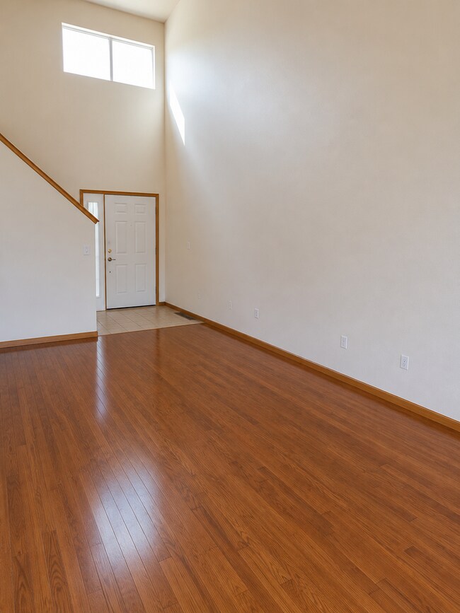 Foto del edificio - Spacious Southwest Fort Collins Townhome Near Cathy Fromme Prairie - 3bd 3ba AVAILABLE