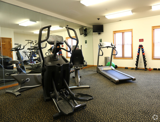 Gimnasio - The Village at Mill Creek