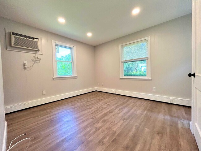 Foto del edificio - 312 Spackenkill Rd