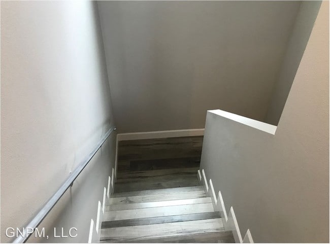 Building Photo - 5 br, 3 bath Apartment - 235 E 82nd St