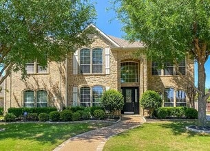 Building Photo - 540 Chesapeake Ln