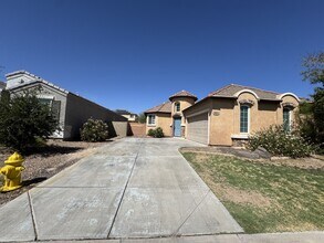 Building Photo - 30254 W Earll Dr