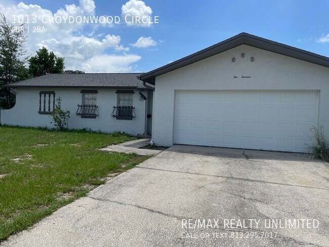 Building Photo - 1013 Croydonwood Cir