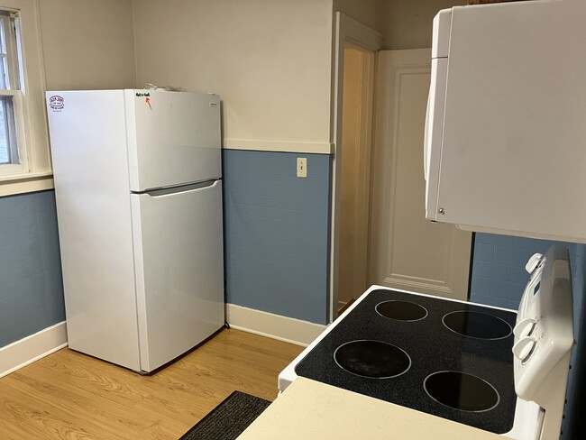 Kitchen - 222 N Court St