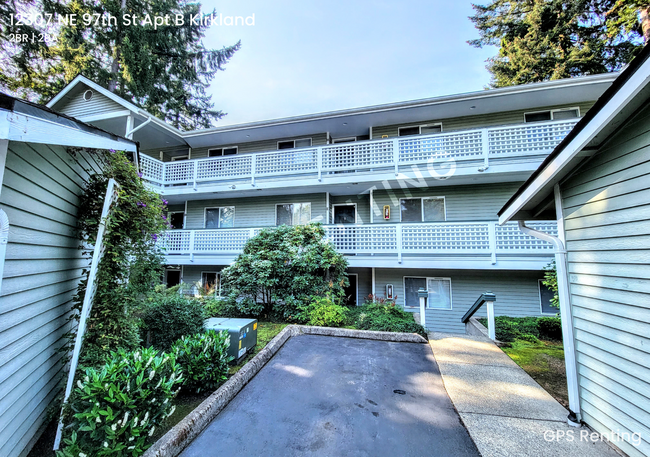 Foto del edificio - Two Bedroom Kirkland Condo!