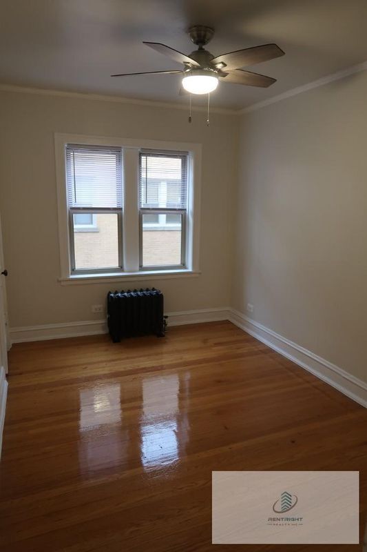 Building Photo - 4477 N Elston Ave