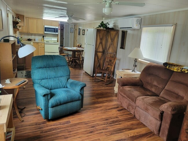 Photo - 53 Lookout Ln House