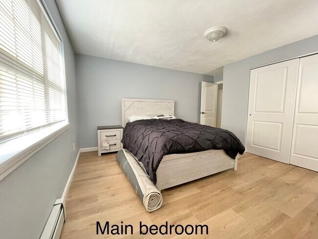 Foto del edificio - 10 Kenmar Dr