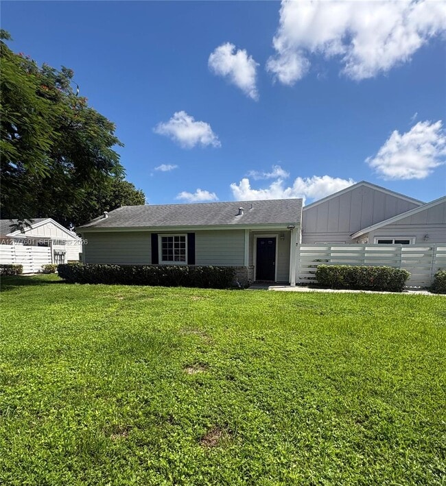 Building Photo - 13796 SW 149th Cir Ln