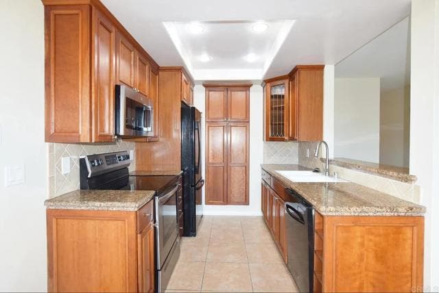 Building Photo - 807 Yankee Point Way