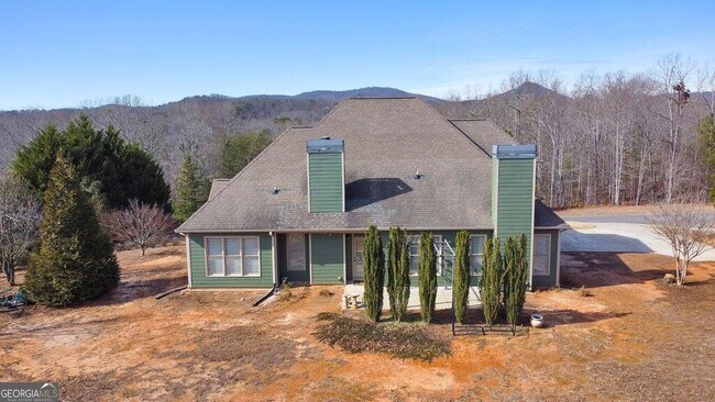 Building Photo - 57 Madison Ln