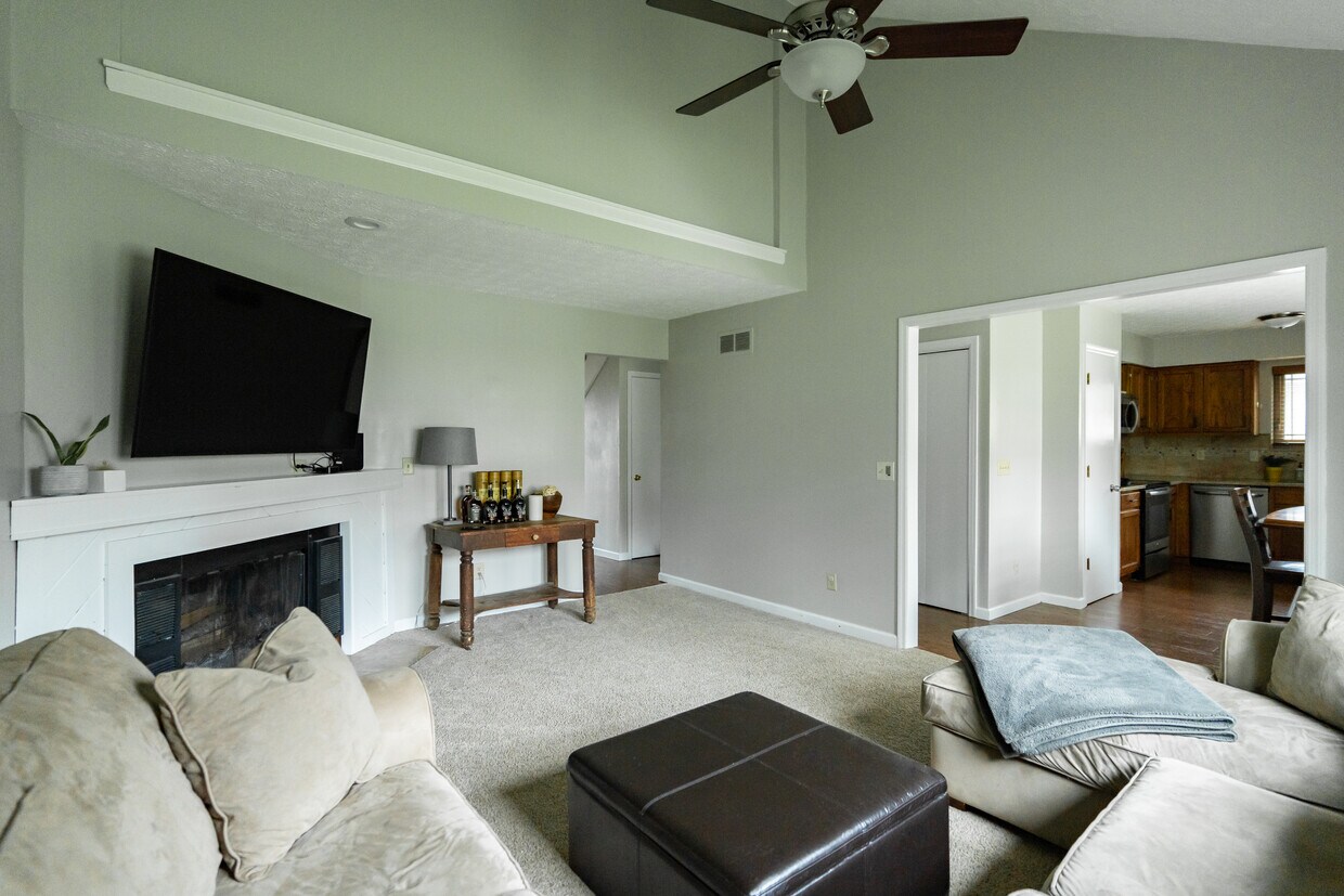 Living Room - 67 Groton Dr