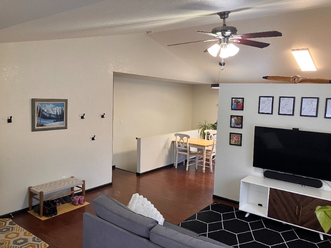 Building Photo - 2451 W 44th St