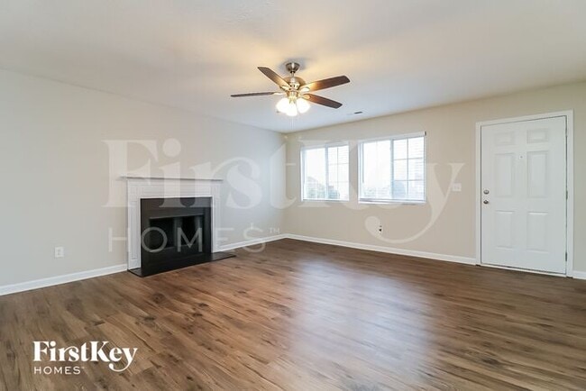 Building Photo - 309 Timberwood Dr