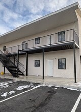 Building Photo - 339 Main St