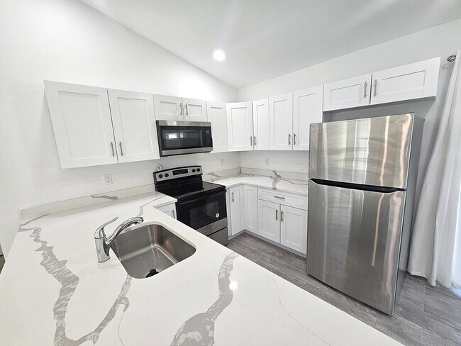 Foto del edificio - 2447 NW 5th St
