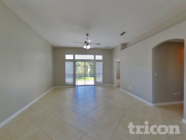 Building Photo - 12740 Black Angus Dr