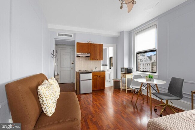 Foto del edificio - 1324 Locust St