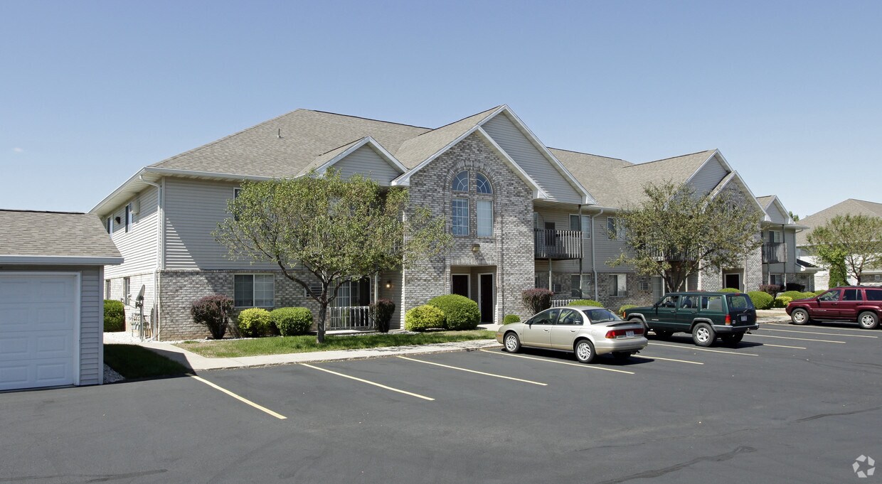 Tri Villa Estates Apartments in Appleton, WI