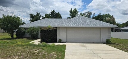 Building Photo - 4296 SW 98th St