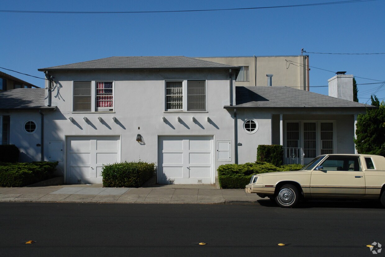Primary Photo - 141 Anita Rd