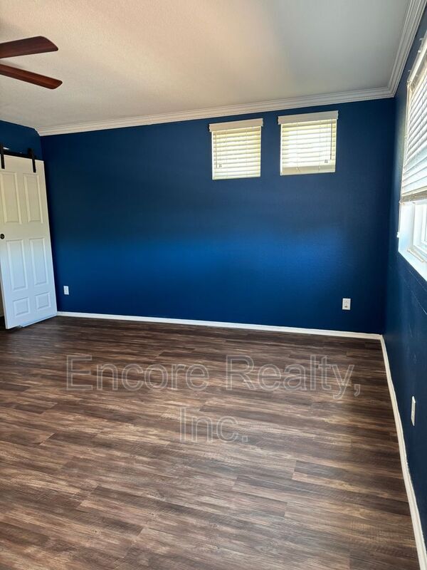 Foto del edificio - 23398 Mt Ashland Ct