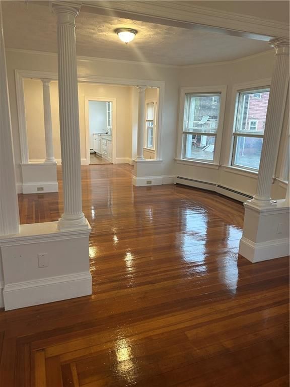 Building Photo - 1229 Narragansett Blvd