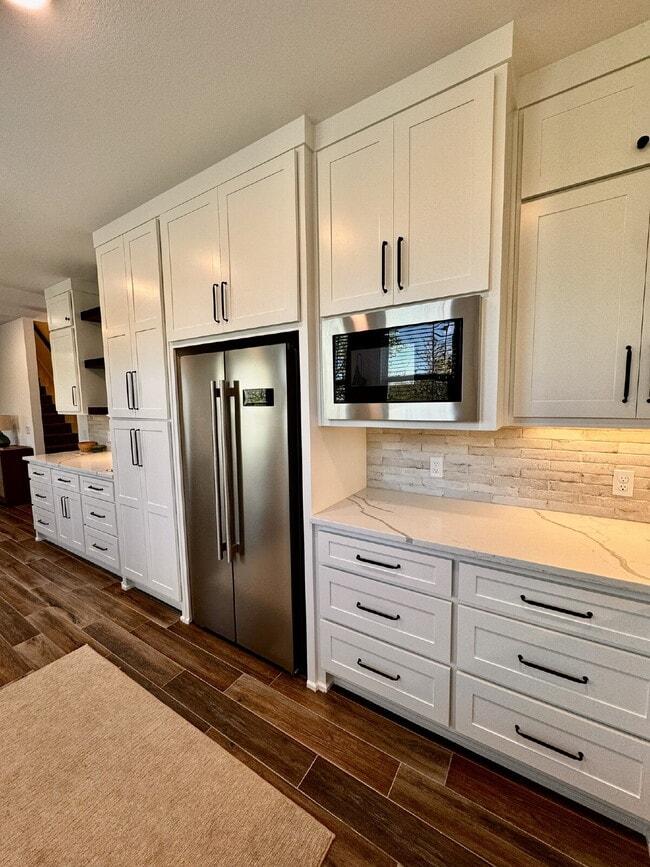 Building Photo - 8881 Williams Rd