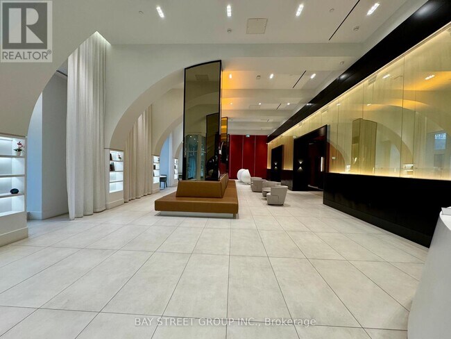 Photo du bâtiment - 2033 Kennedy Rd