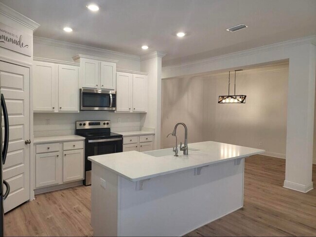 Foto del edificio - 59 Piper Cv