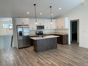 Building Photo - 309 Toronto Dr
