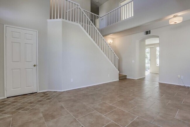 Foto del edificio - 1238 Cambria Way