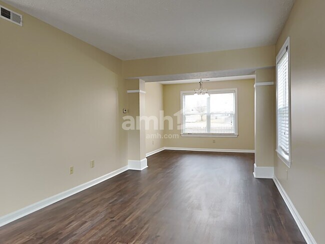 Foto del edificio - 788 Hollowood Lane