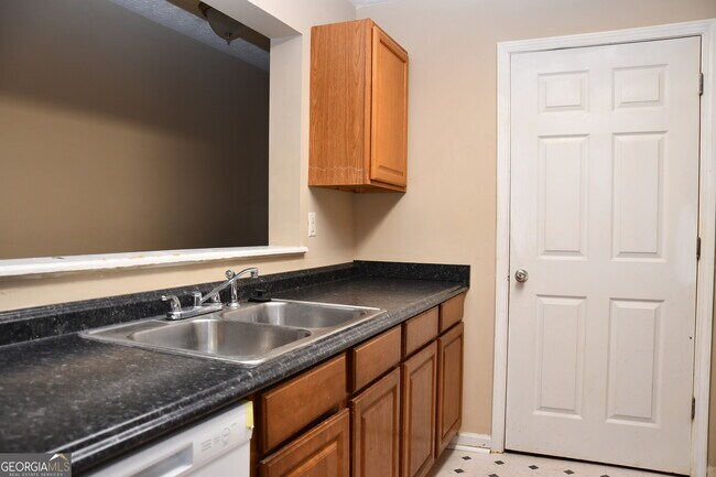 Building Photo - 9301 Waldrop Pl