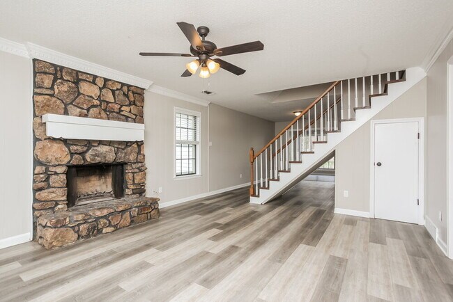 Foto del edificio - 6070 Halstead St