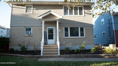 Building Photo - 73 Maple Ave