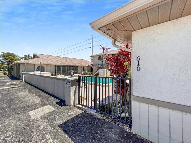 Foto del edificio - 610 SW 47th Terrace