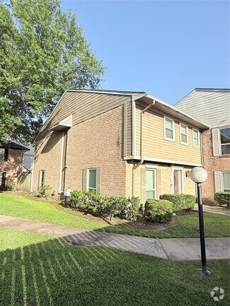 Building Photo - 9398 Beechnut St