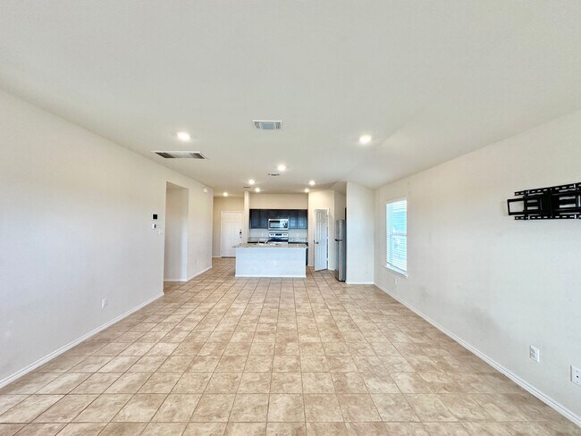 Foto del edificio - Viewable Now!  Pets Accepted!