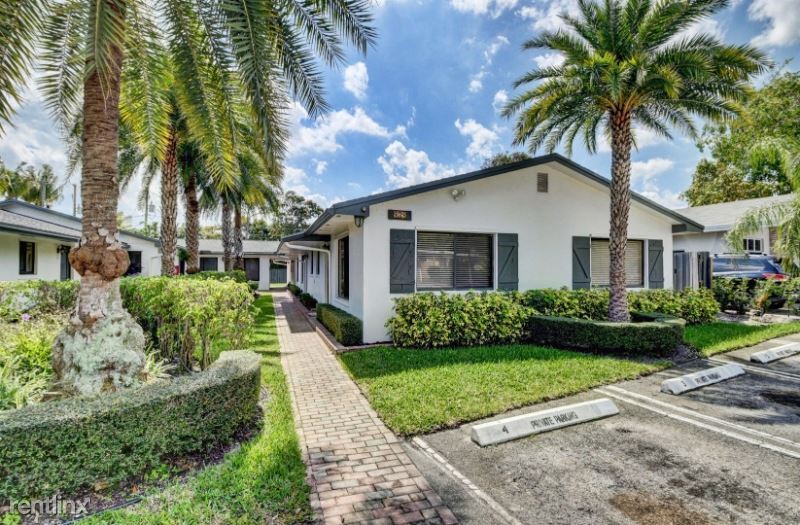 Foto principal - Studio, 1 bath Apartment - 828 N Lake Ave.